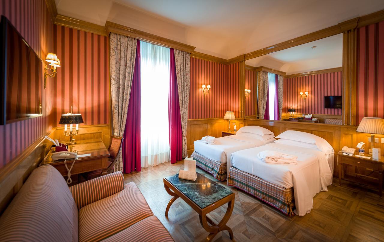 Grand Hotel Sitea Torino Esterno foto A room at the hotel